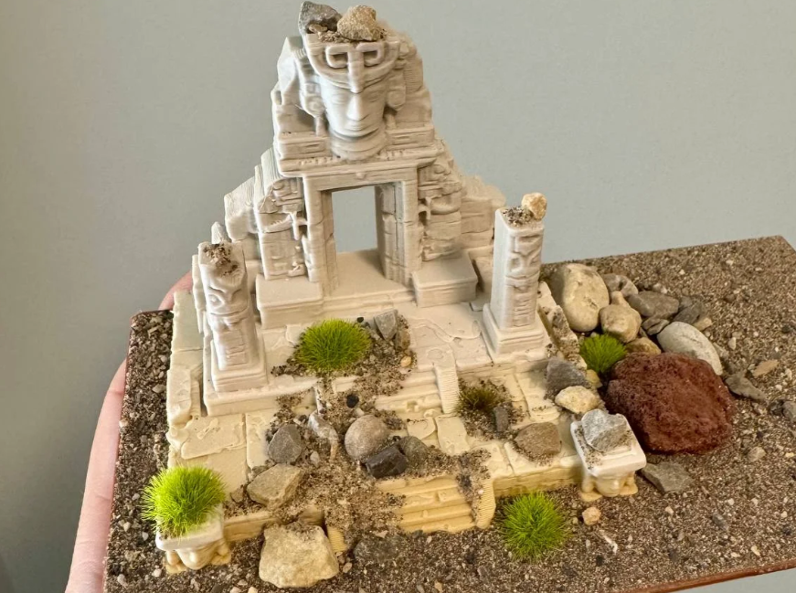 2XL | Ruined temple decoration suitable for 2XL image 0